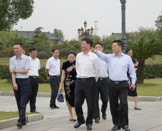 江西省政協(xié)副主席張勇走訪全國政協(xié)委員楊文龍