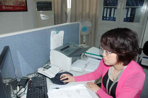 堅守質量，用心成長—記“仁和之星”成長之星李霞