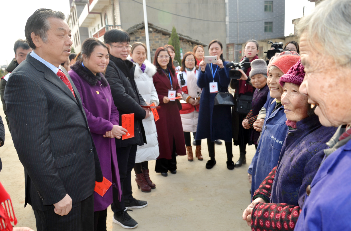 1517564318799088725.png (送審)仁和集團(tuán)走訪慰問杏塘村委困難群眾 (1).png